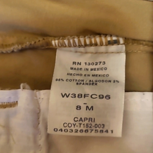 Lee Riders Khaki Capri Pants with Welt Pockets with Button & Slit Legs - Picture 4 of 6